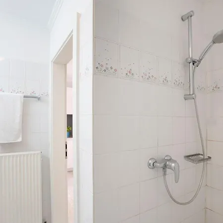 Ostseegarten Goldulme קלנהוזן